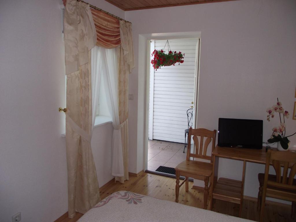 Helene Villa Kuressaare Exterior foto